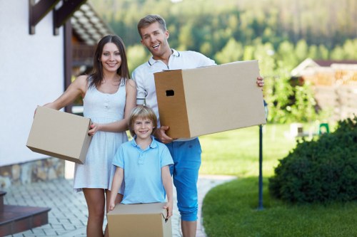 Local moving assistance for homes and businesses in Kew