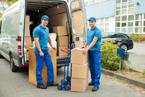 Local removals service supporting home and office moves in Kew