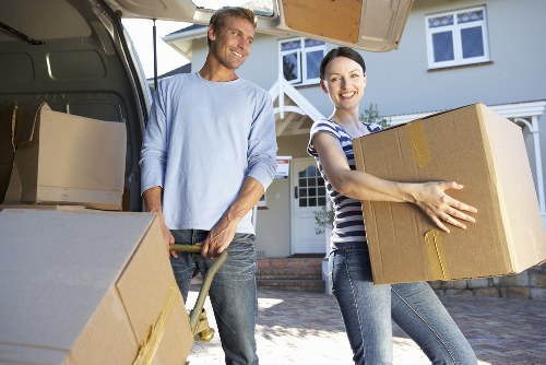 Local movers assisting with a home relocation in Kew
